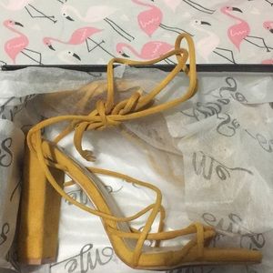 Wrap up heeled sandal